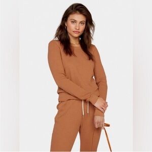 Mate Brown Thermal organic cotton Top size small